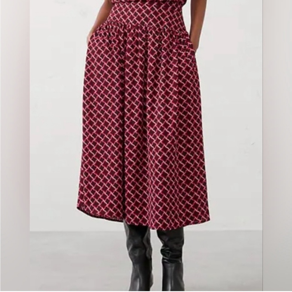 Banana Republic Drop Waist Midi Skirt Red and Black NWT sz 12